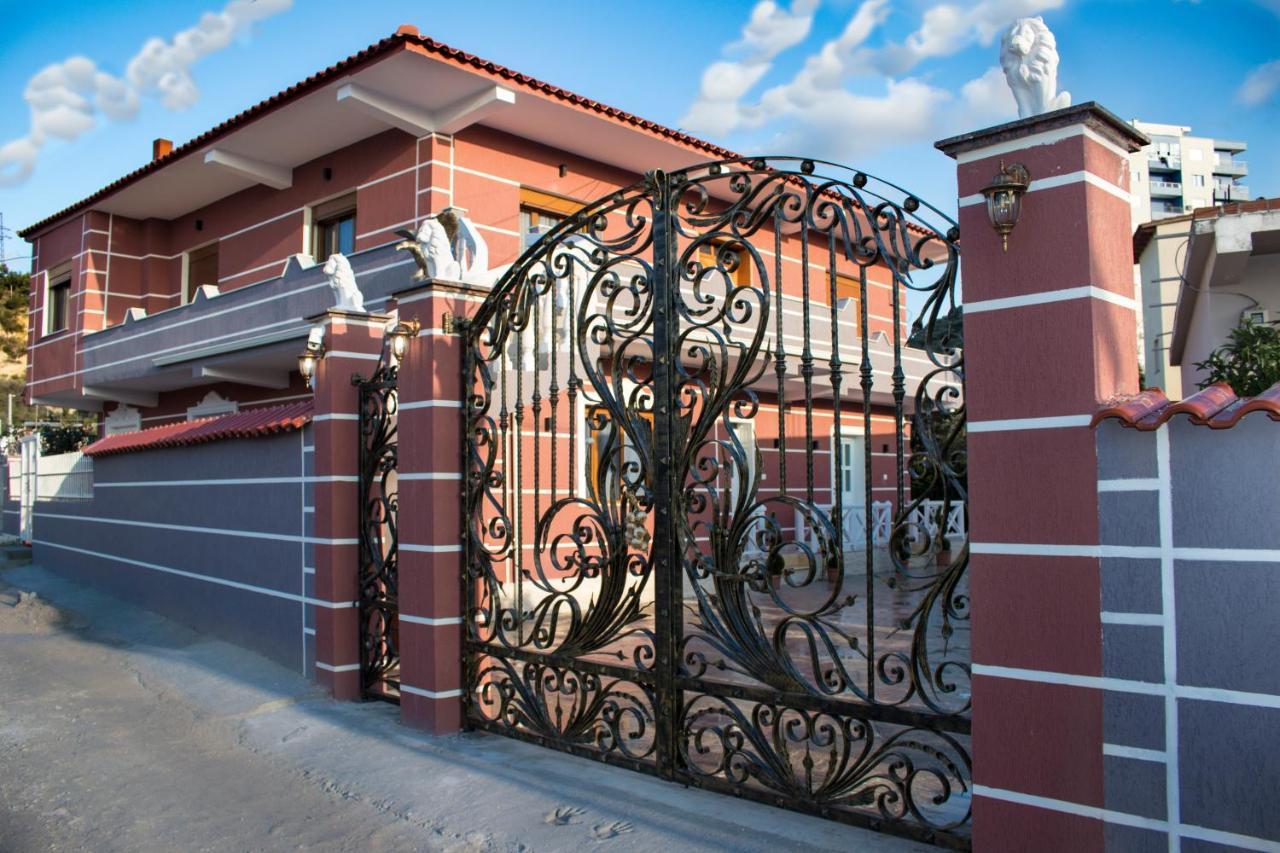 شقة Vila Shehaj Luxury فلورا المظهر الخارجي الصورة