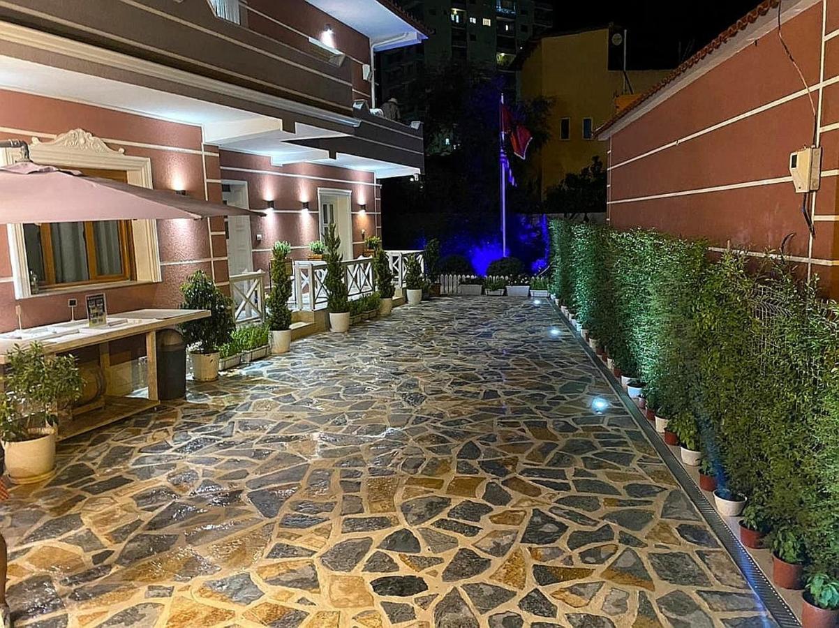 شقة Vila Shehaj Luxury فلورا المظهر الخارجي الصورة